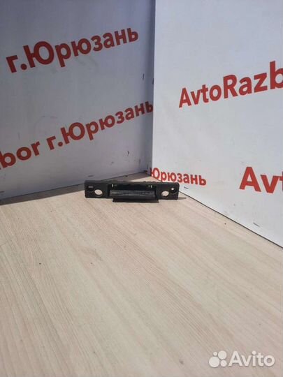 Ручка двери багажника Kia Carens 02-06г.в