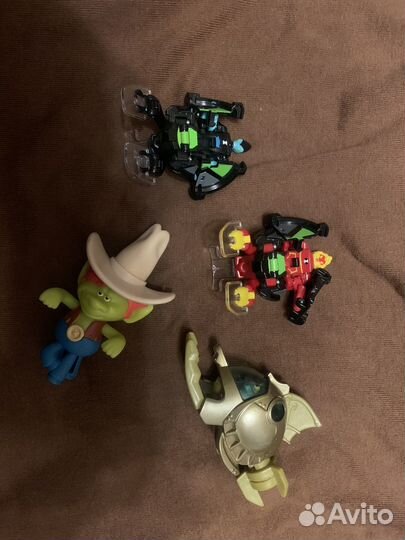 Mcdonalds, ben10 человек огонь-молния/фигурки