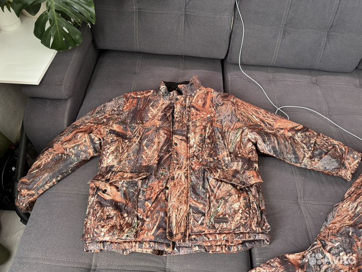 Зимний костюм для охоты и рыбалки