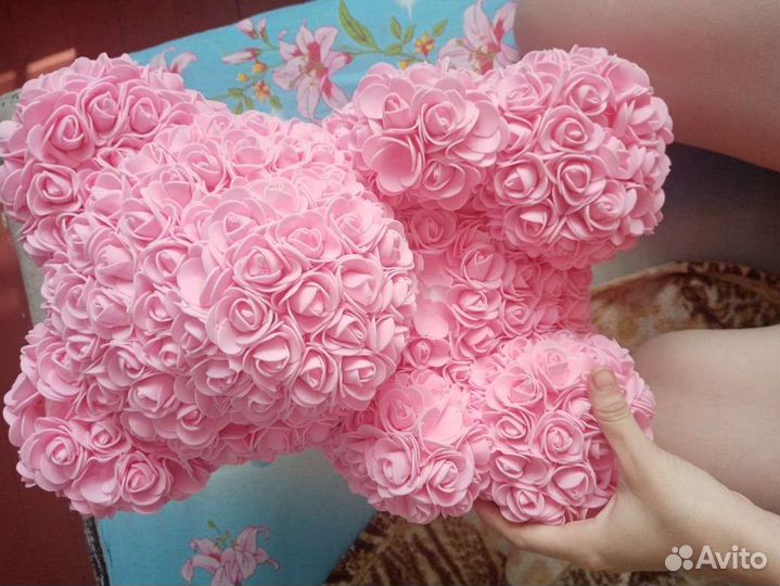 Медведь из роз