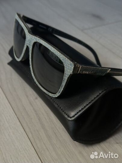 Солнцезащитные очки женские diesel