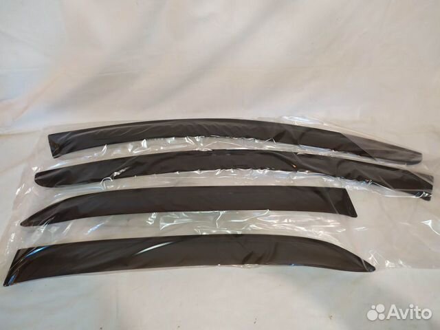 Ветровики Рено Логан с 2014