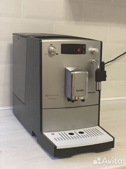 Кофемашина Nivona
