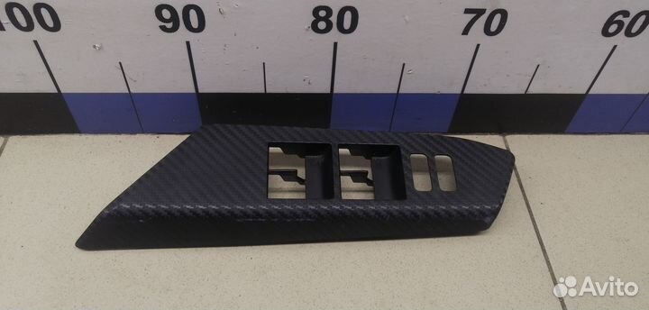 Накладка блока управления стеклоподъемниками RAV 4