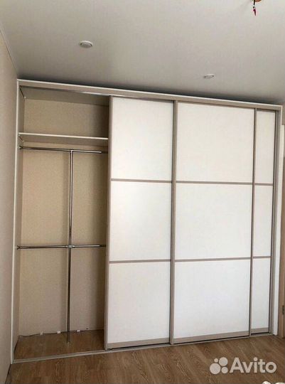 Шкаф купе в прихожую от фабрики