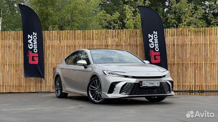 Toyota Camry 2.0 CVT, 2024