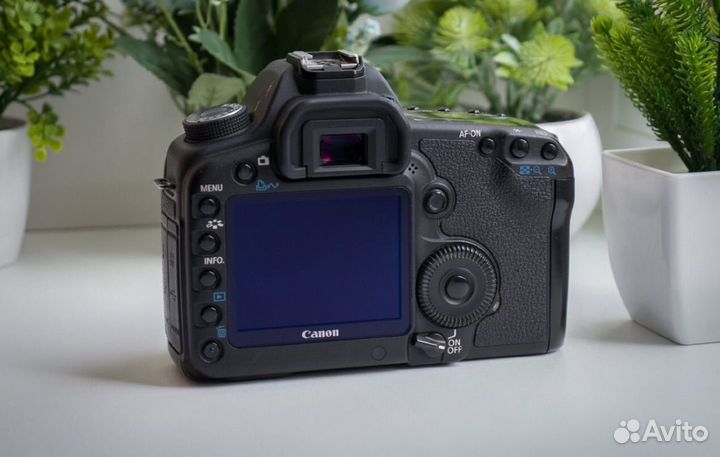 Зеркальный фотоаппарат canon 5D mark ll