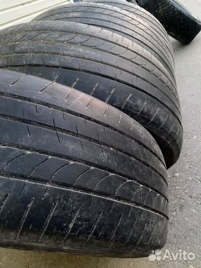 Bridgestone Dueler H/L 33A 235/55 R20