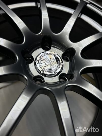 Advan XI 19*8.5J et38 5*112 Audi Tiguan AMG