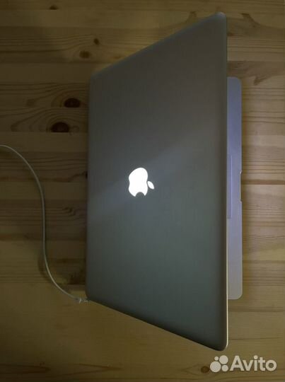 Ноутбук Apple MacBook Pro 15