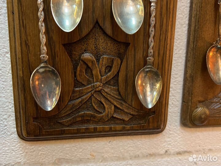 Набор ложечек на резном основании. На стену