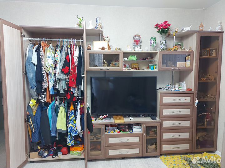 Продам стенку бу