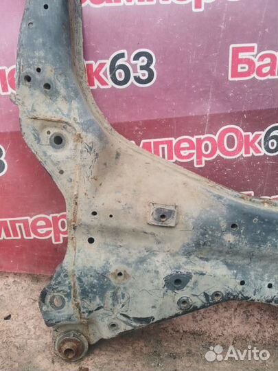 Балка подвески Nissan Murano