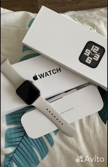 Apple Watch Series SE Gen 2 2023