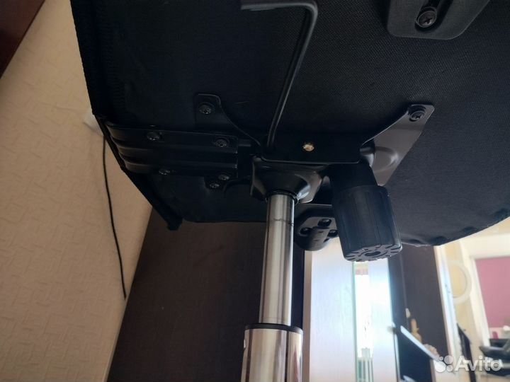 Компьютерное кресло