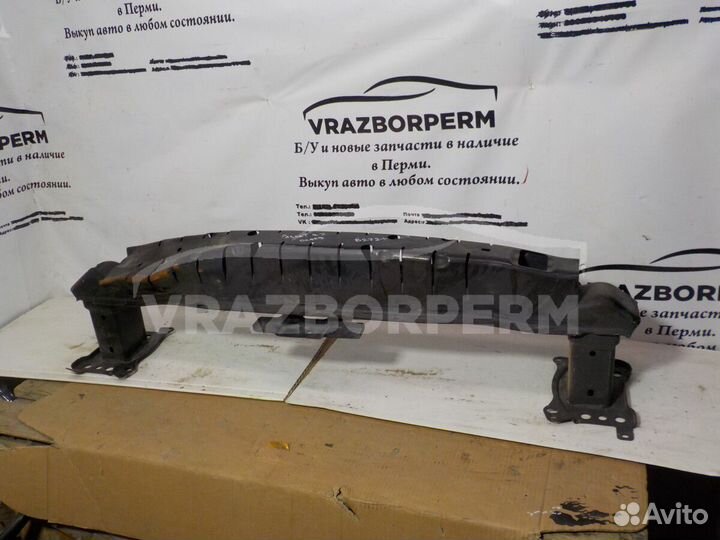 Усилитель бампера VW Passat