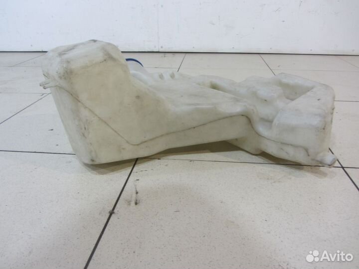 Бачок омывателя Мерседес