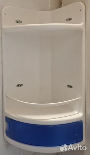 Полки для ванной комнаты