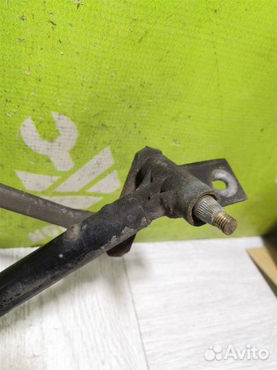 Трапеция стеклоочистителей Ауди 80 90 Б3