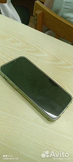 iPhone 12, 64 ГБ