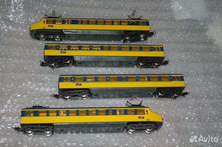 Скоростная электричка, модель H0 (16,5 мм)