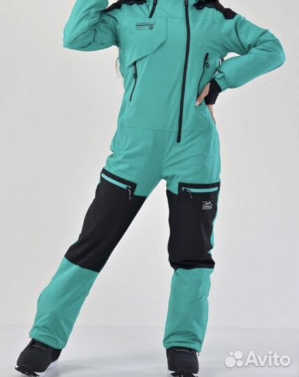 Горнолыжный костюм женский 46 размер