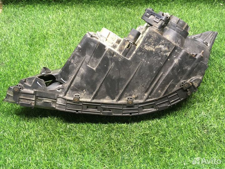 Фара правая Ссангйонг Кайрон