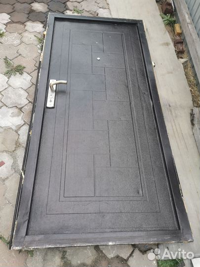 Дверь входная
