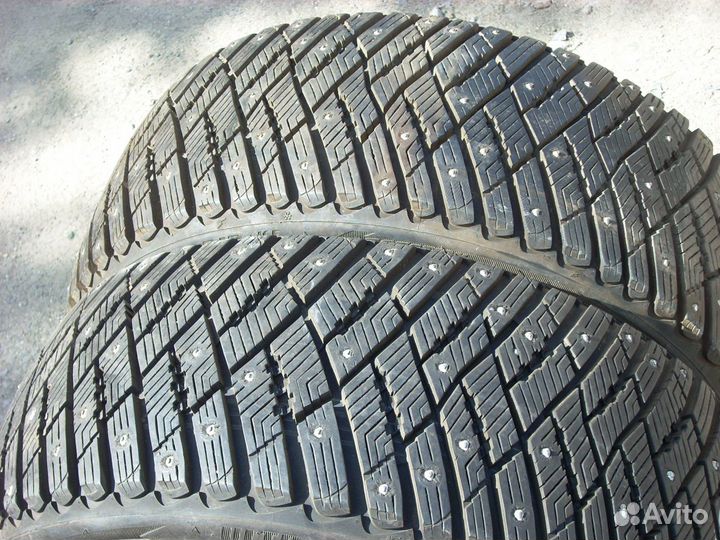 Goodyear Ultragrip Ice Arctic 235/40 R18 95T
