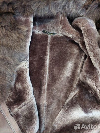Зимнее пальто женское дубленка 44