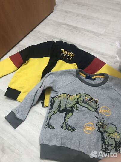 Продам детские вещи