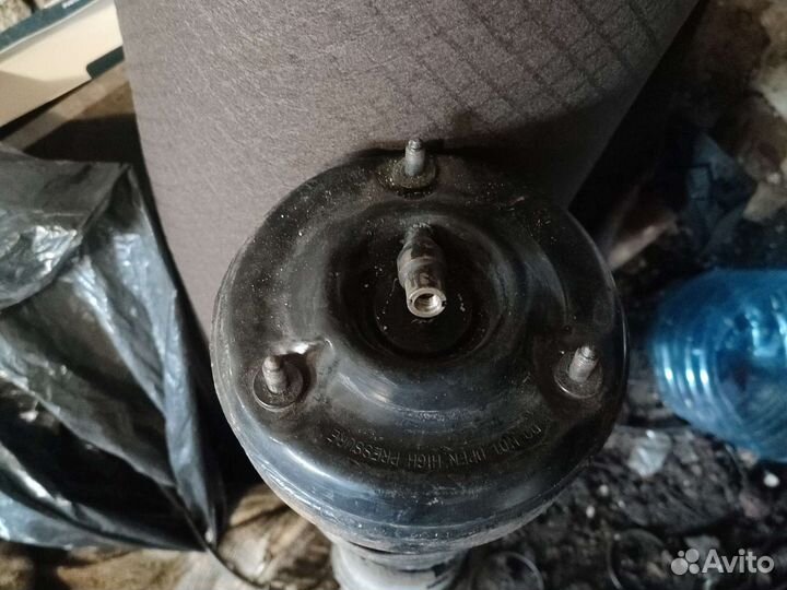 Амортизаторы w220