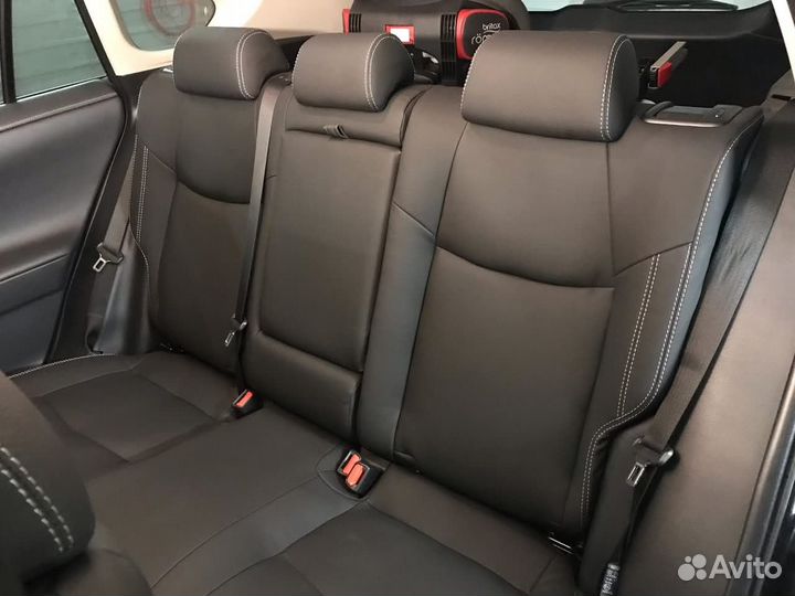 Чехлы на Toyota RAV4 50