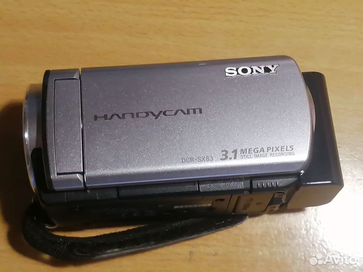 Видеокамера sony dcr-sx83