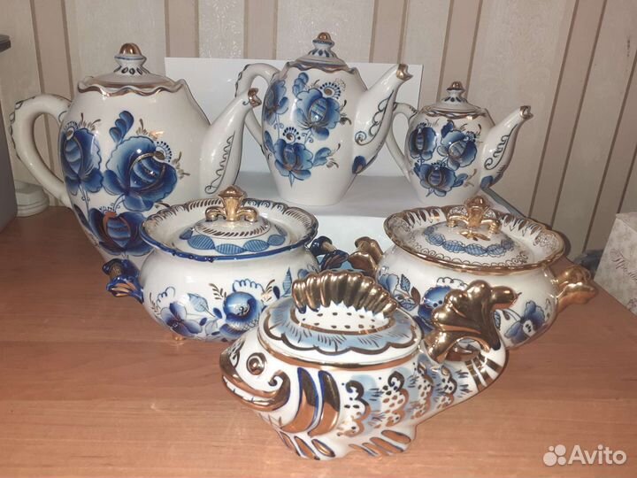 Гжель винтажная посуда в золоте