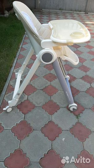 Детский стульчик для кормления