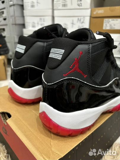 Nike air jordan 11 bred