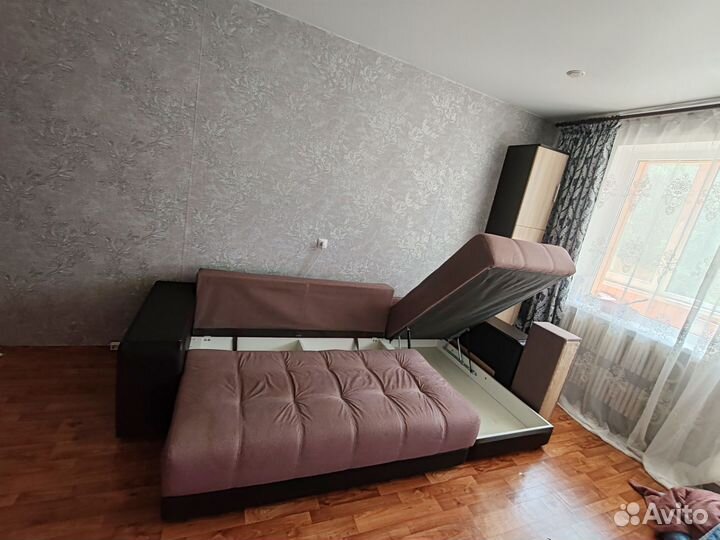 Угловой диван бу