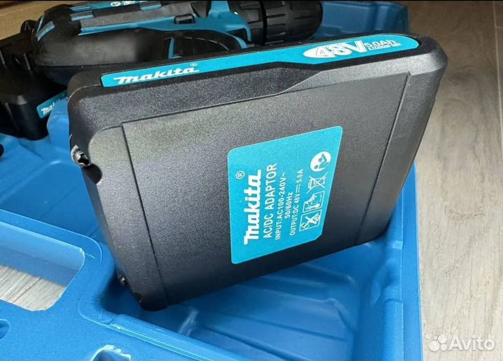 Мощный шуруповерт Makita 48V