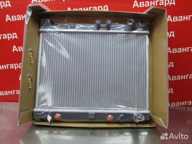 Радиатор охлаждения Toyota Vitz NCP10 / NCP13 1NZ