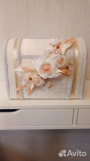 Свадебный сундучок, казна для денег