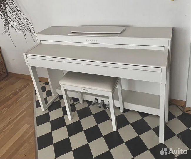 Цифровое пианино Yamaha Clavinova