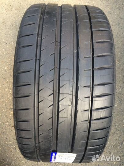 Michelin Pilot Sport 4 S 275/35 R22 104Y