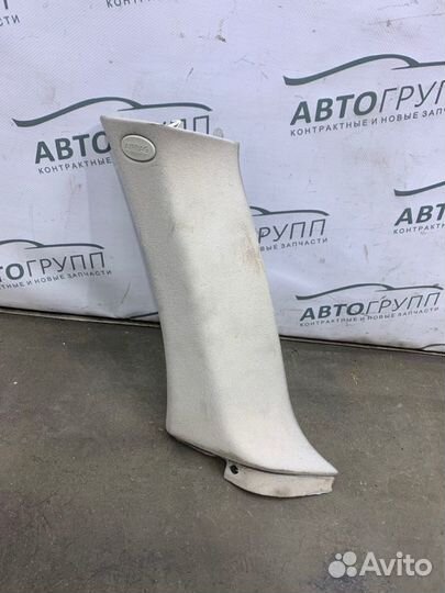 Обшивка стойки задняя правая Land Rover Range