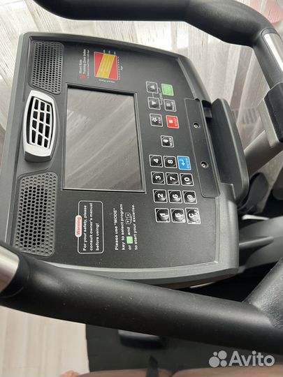 Велотренажер вертикальный Aerofit 9500b