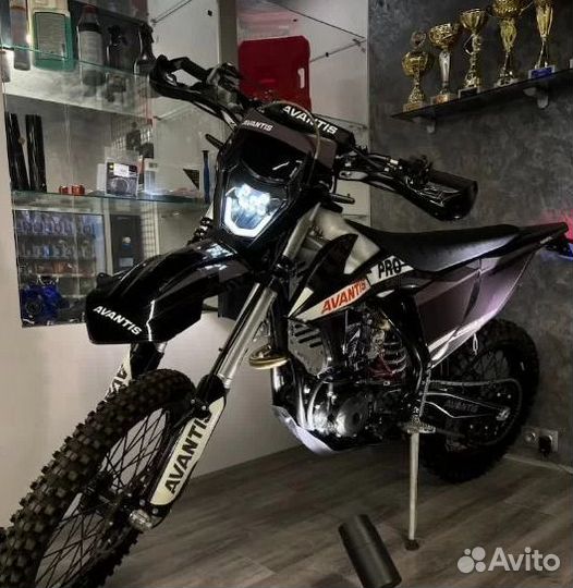 Мотоцикл Авантис Эндуро 250dohc PRO FCR 177MM птс