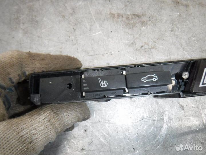 Блок кнопок Opel Astra H Z18XER 2008