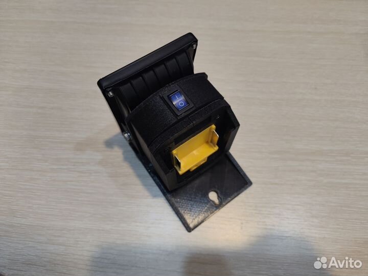 Фонарь прожектор под аккумулятор makita lxt