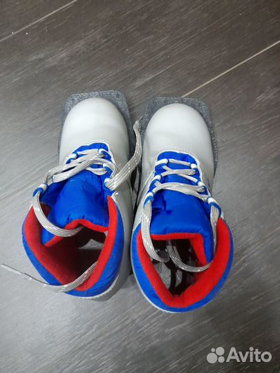 Ботинки лыжные детские размер 31