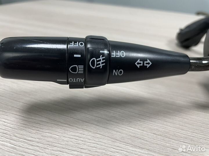 Блок подрулевых переключателей Toyota